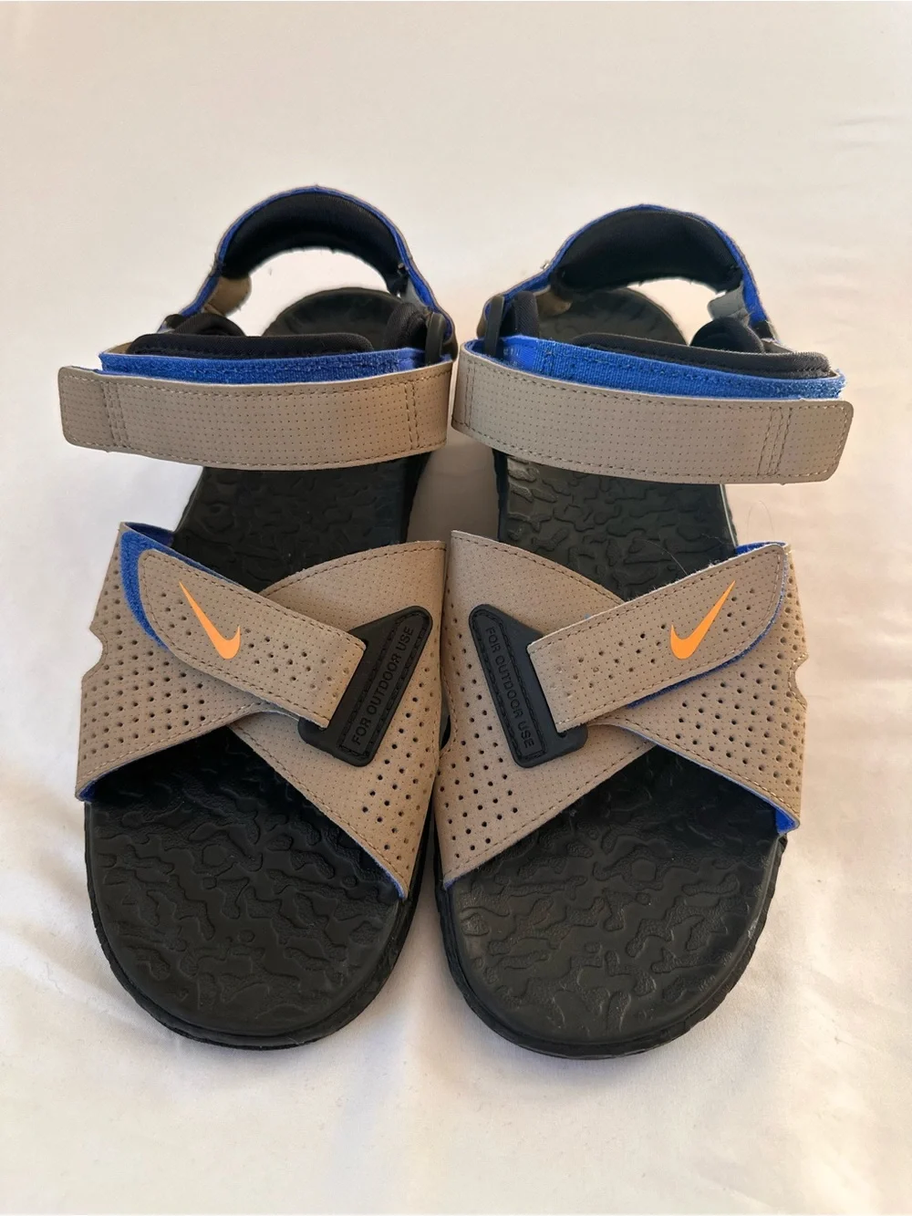 Nike Men’s Sandals in Brown with Blue Accents